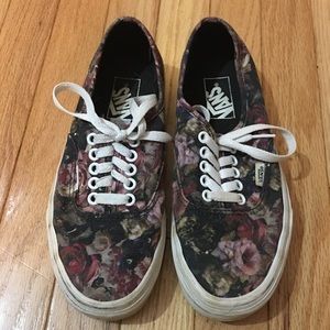 Vans Moody Floral Classic Shoe